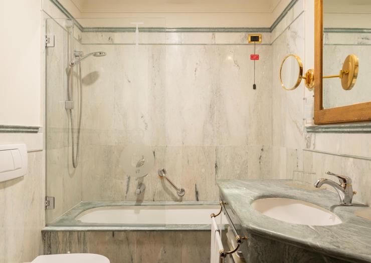 Classic Room Art Hotel Orologio Bologna Classic Room Art Hotel Orologio Bologna