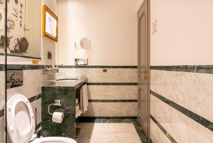 Junior Suite Deluxe Art Hotel Commercianti Bologna Junior Suite Deluxe Art Hotel Commercianti Bologna