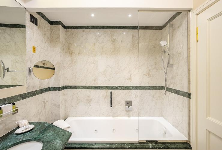 Suites Art Hotel Commercianti Bologna Suites Art Hotel Commercianti Bologna